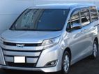 Toyota Noah . 2019