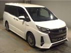 Toyota Noah . 2019