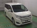 Toyota Noah . 2019