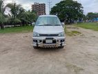 Toyota Noah All Power 2006