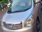 Toyota Noah Auto 2012