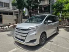 Toyota Noah Auto 2019