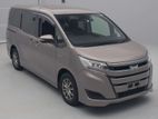 Toyota Noah auto roof tv 2019