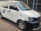 Toyota Noah DX 2004