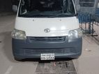 Toyota Noah DX 2010