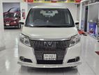 Toyota Noah Esquire 2017