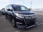 Toyota Noah esquire 2018