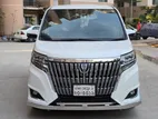 Toyota Noah Esqure Gi Premium 2018