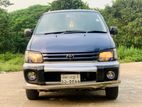 Toyota Noah Fildora 1997