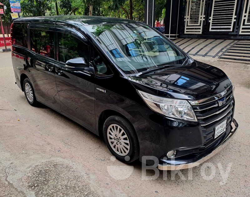 Toyota Noah Fresh Car 2017 For Sale In Uttara Bikroy