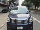Toyota Noah G 2011