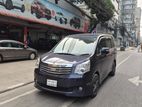 Toyota Noah G 2011