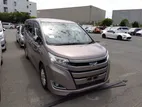 Toyota Noah G 2020