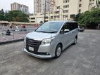 Toyota Noah G Grade 2016