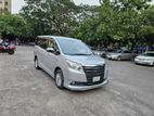 Toyota Noah G Grade 2016