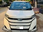 Toyota Noah G GRADE PUSH HYBRID 2017