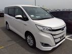 Toyota Noah G HYBRID pearl 2019