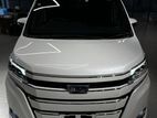 Toyota Noah G HYBRID PEARL 2019