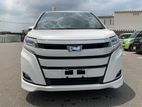 Toyota Noah G HYBRID PEARL 2020