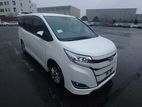 Toyota Noah G Hybrid Pearl 2021