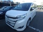 Toyota Noah G Hybrid Pearl Stock 2019