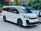 Toyota Noah G I 2016