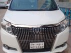 Toyota Noah G i square 2016