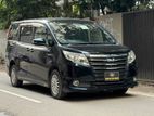 Toyota Noah G Package 2014