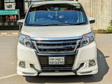 Toyota Noah GI-NON HYBRID 2016