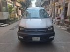 Toyota Noah GL 2006