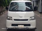 Toyota Noah GL 2011