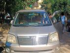 Toyota Noah golden 2003