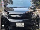 Toyota Noah Gs 2016