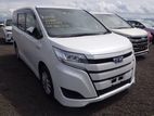 Toyota Noah Hybrid 2 Door power 2019