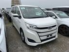 Toyota Noah Hybrid 2 Door Power 2019