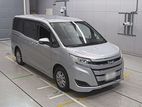 Toyota Noah Hybrid 2 Door Power 2019