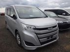 Toyota Noah Hybrid 2 Door power 2020