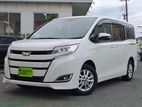 Toyota Noah Hybrid 2 Door power 2021