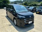Toyota Noah Hybrid 2 Door power 2022