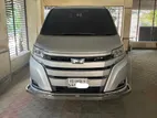 Toyota Noah hybrid 2019