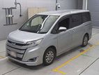 Toyota Noah HYBRID 2019