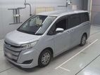 Toyota Noah Hybrid 2019