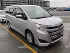 Toyota Noah Hybrid 2020