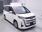 Toyota Noah hybrid 2020