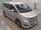 Toyota Noah hybrid 2020