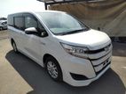 Toyota Noah hybrid 2020