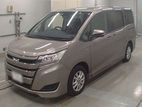 Toyota Noah HYBRID 2021