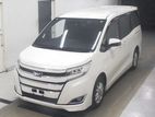 Toyota Noah HYBRID 2021