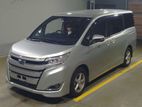 Toyota Noah Hybrid 2021