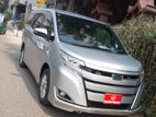 Toyota Noah Hybrid 2021